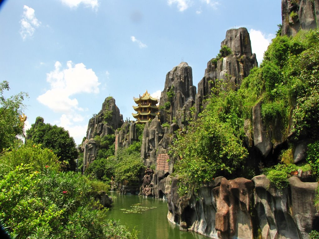 chi phí du lịch Đà Nẵng 30/4